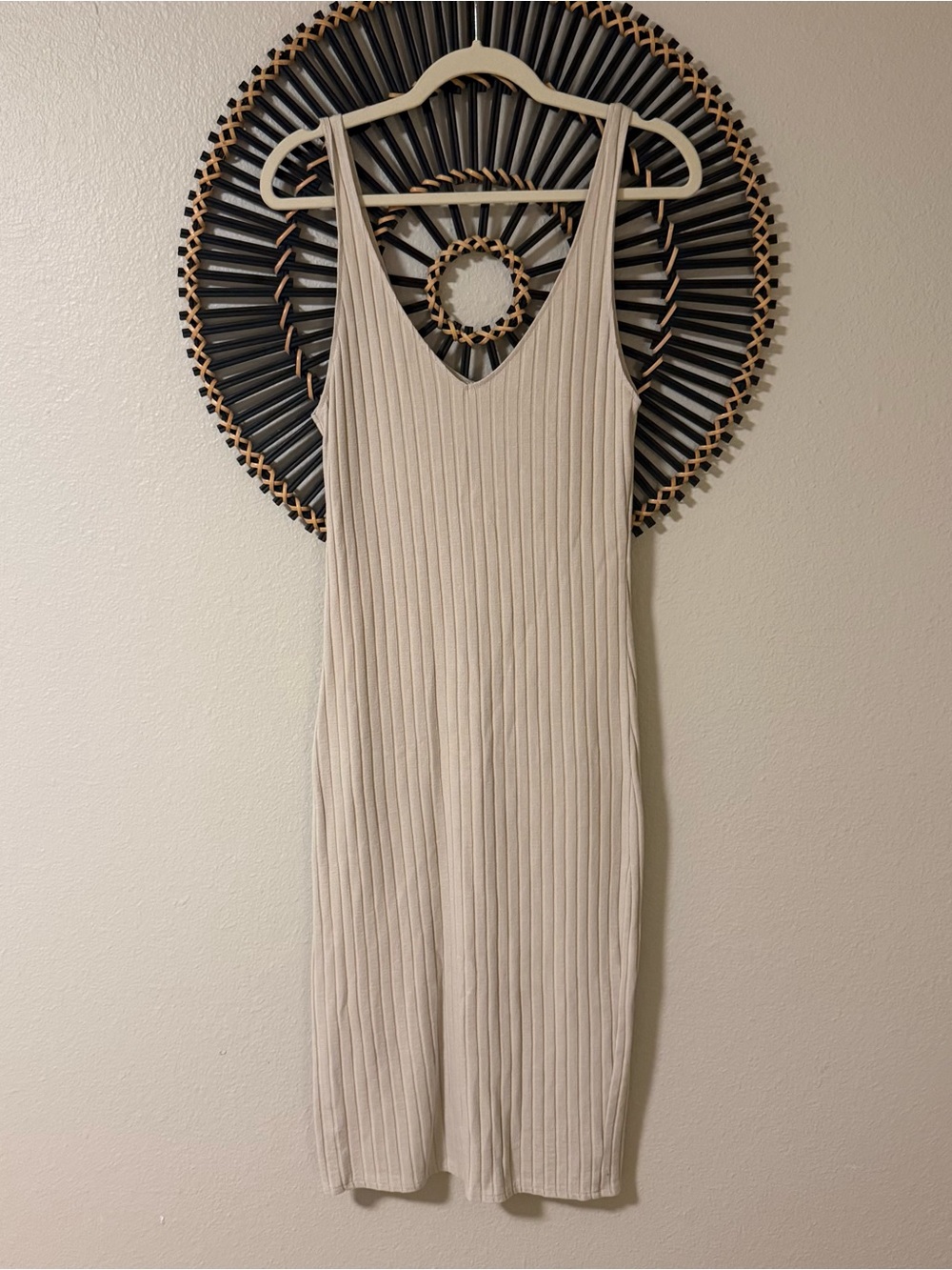 ZARA Sleeveless Ribbed V-Neck Midi Dress in Cream Large
